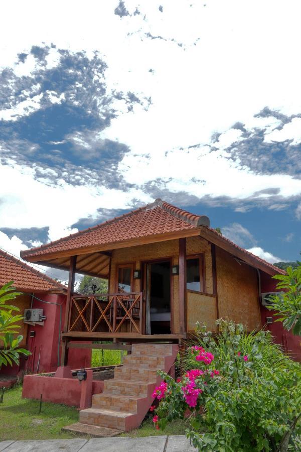 Yut'S Inn Flower Paradise Gili Gede Extérieur photo