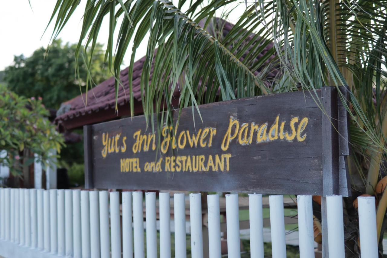Yut'S Inn Flower Paradise Gili Gede Extérieur photo