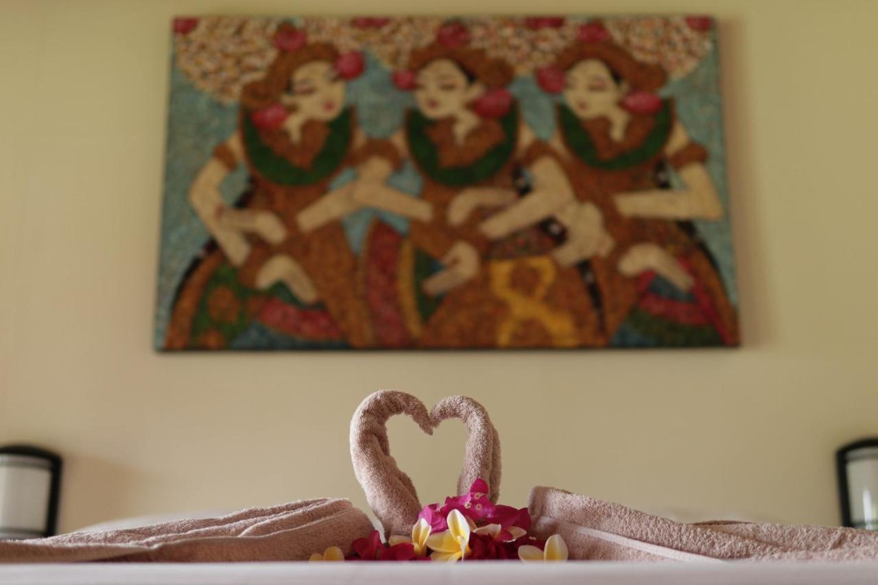 Yut'S Inn Flower Paradise Gili Gede Extérieur photo