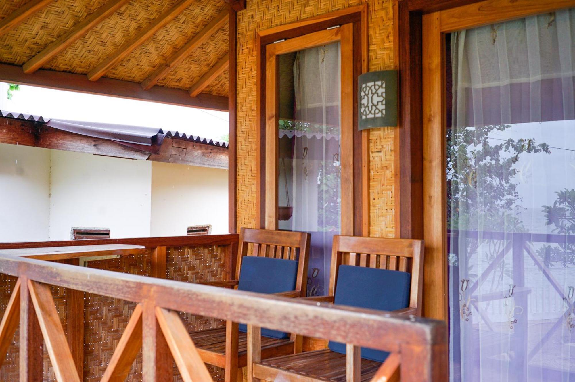 Yut'S Inn Flower Paradise Gili Gede Extérieur photo